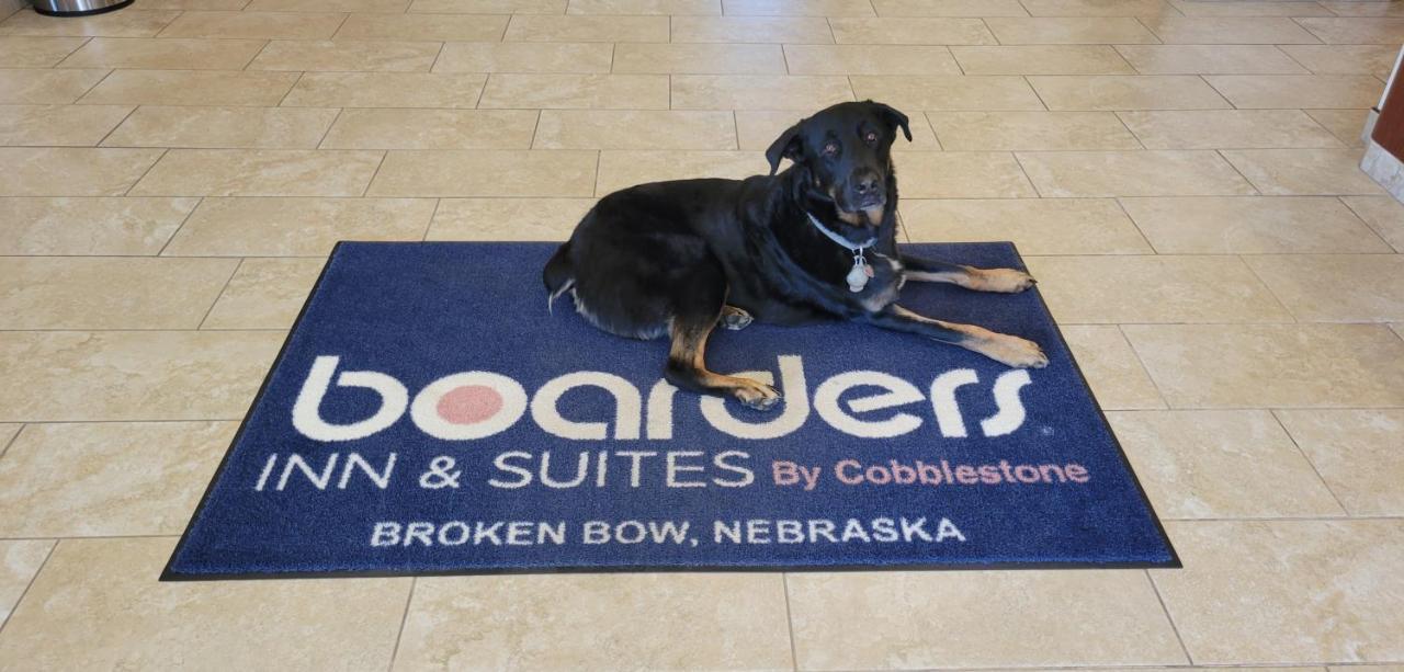 Boarders Inn & Suites By Cobblestone Hotels - Broken Bow エクステリア 写真