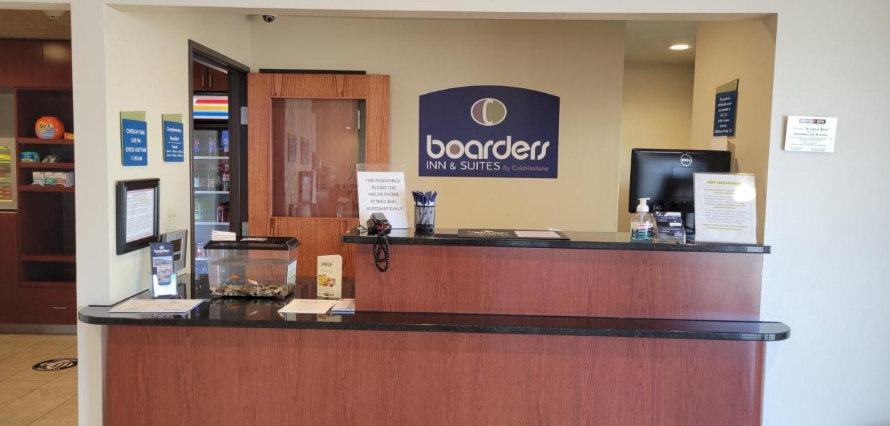 Boarders Inn & Suites By Cobblestone Hotels - Broken Bow エクステリア 写真