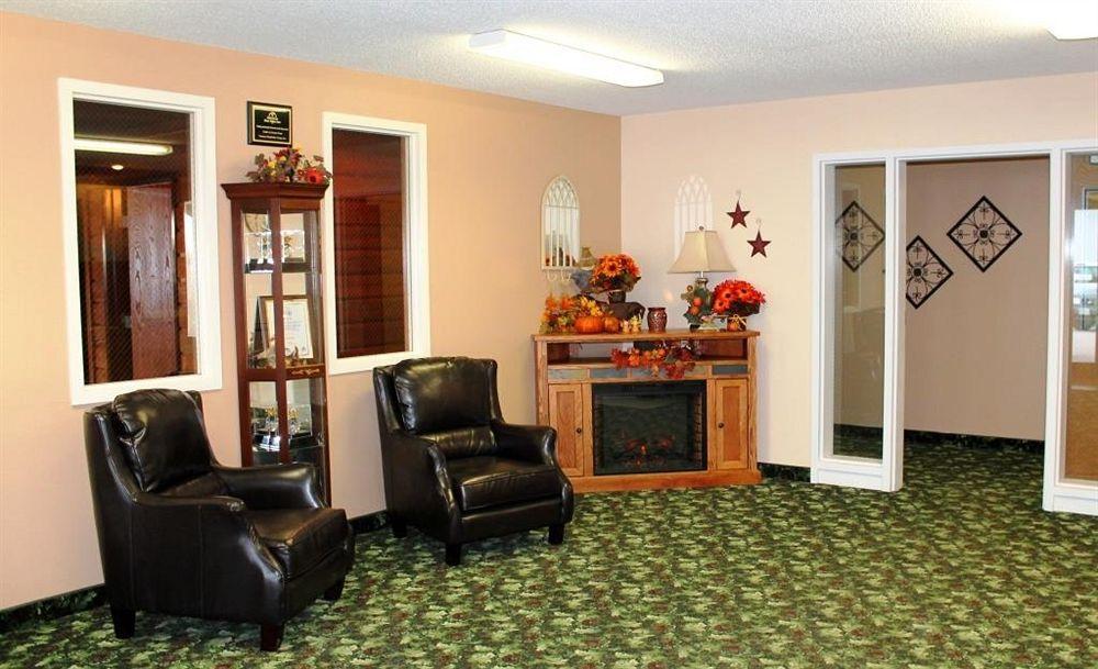 Boarders Inn & Suites By Cobblestone Hotels - Broken Bow エクステリア 写真