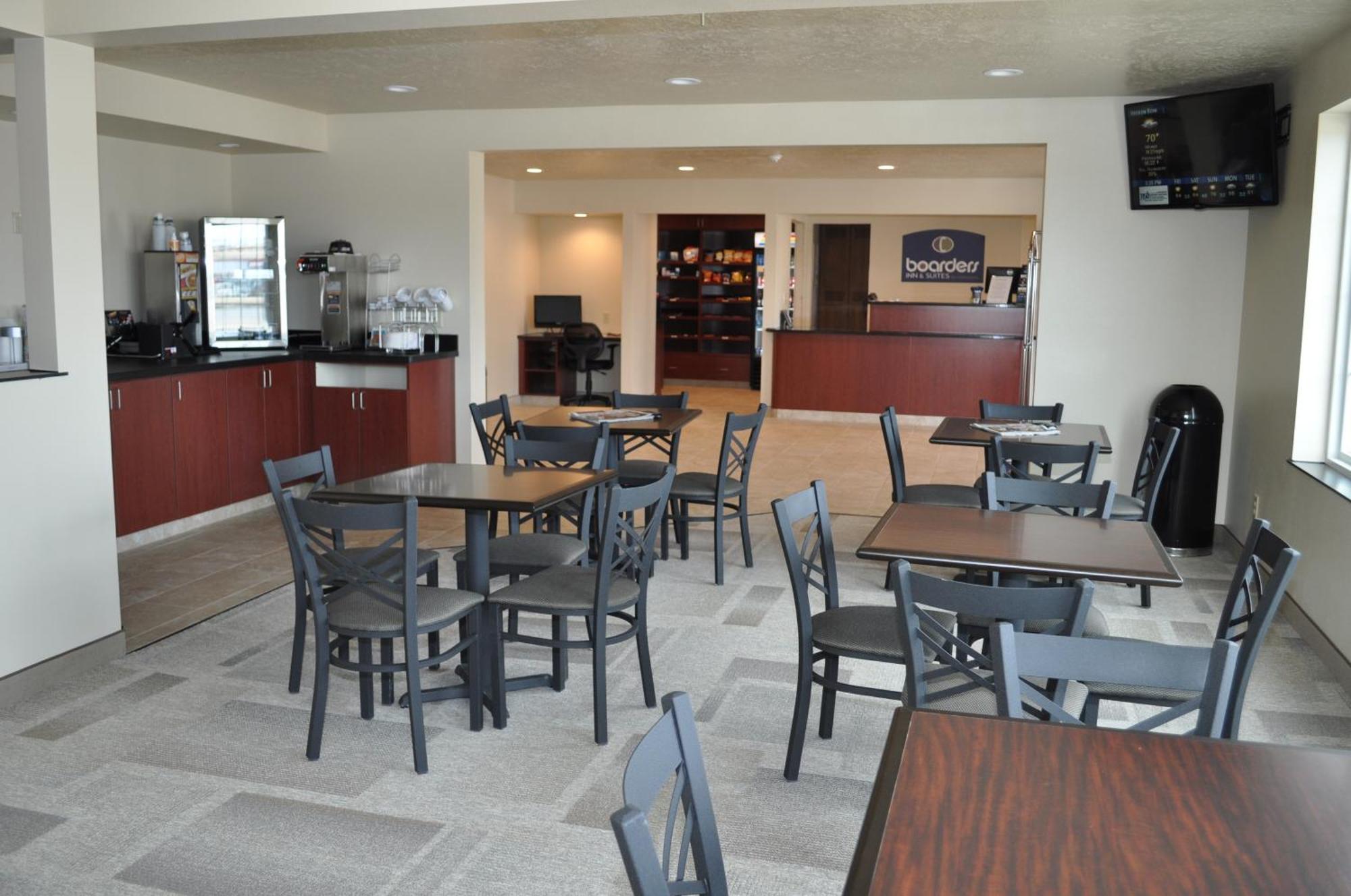 Boarders Inn & Suites By Cobblestone Hotels - Broken Bow エクステリア 写真