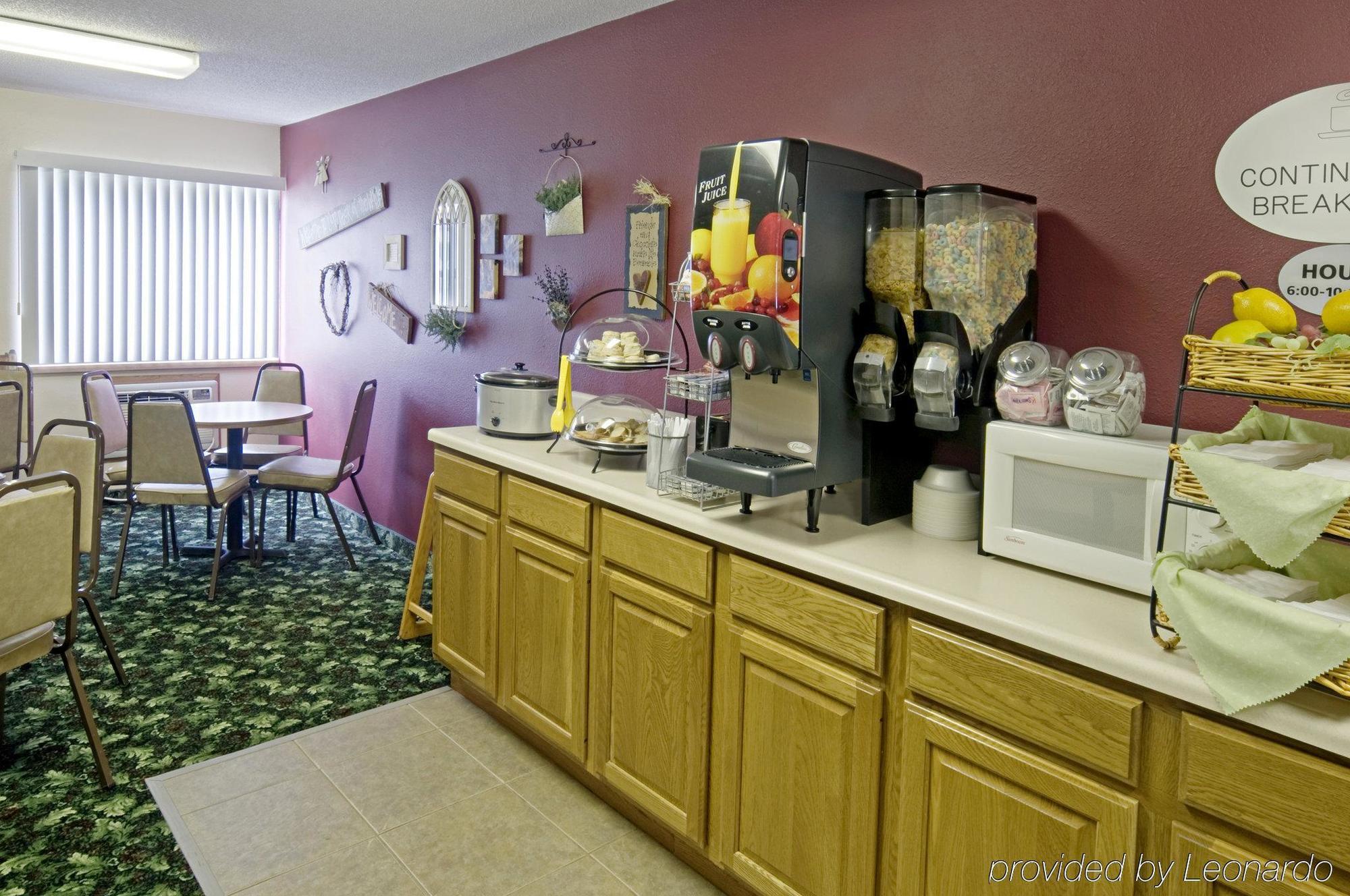 Boarders Inn & Suites By Cobblestone Hotels - Broken Bow レストラン 写真